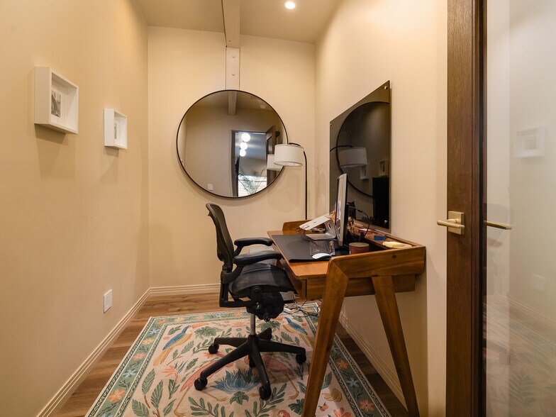 More Photos Of 124 Center St, El Segundo Office For Lease