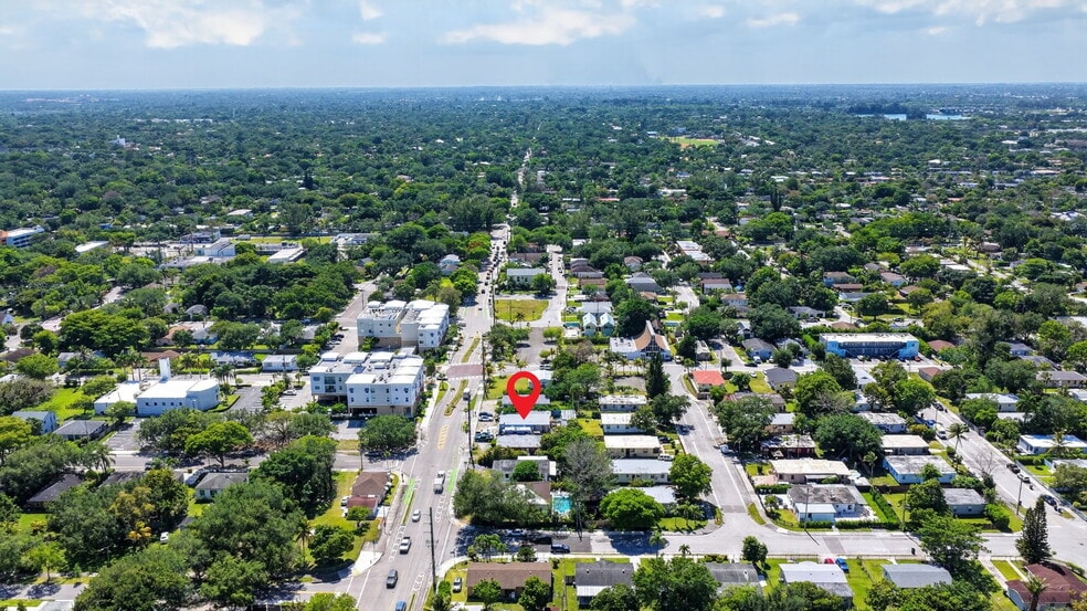 More Photos Of 5925 SW 64th St, South Miami Multifamily For Sale