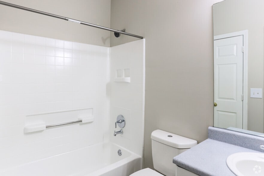 More Photos Of 6595 Mount Zion Blvd, Morrow Apartments For Sale