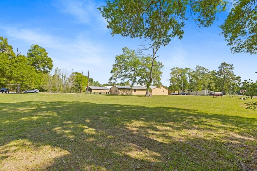 More Photos Of 22360 Highway 321, Cleveland Flex For Lease
