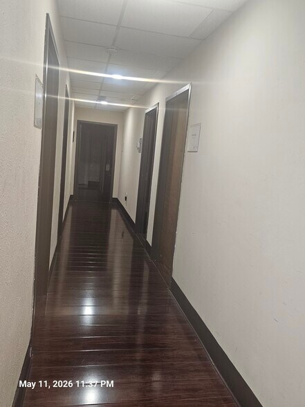 More Photos Of 1720 S Edmonds Ln, Lewisville Office For Lease