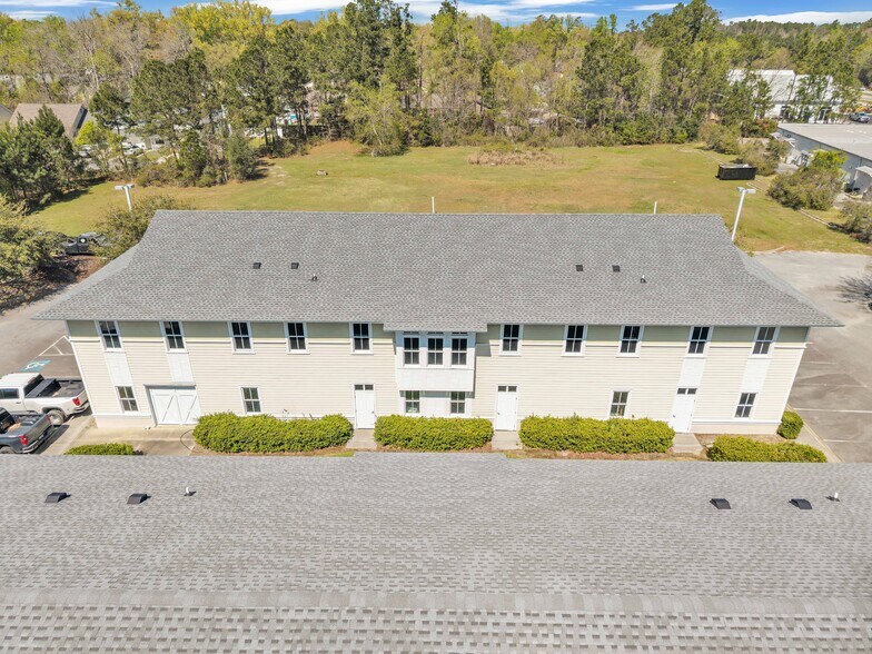 More Photos Of 100 Timber Trail Rd, Richmond Hill Office For Sale