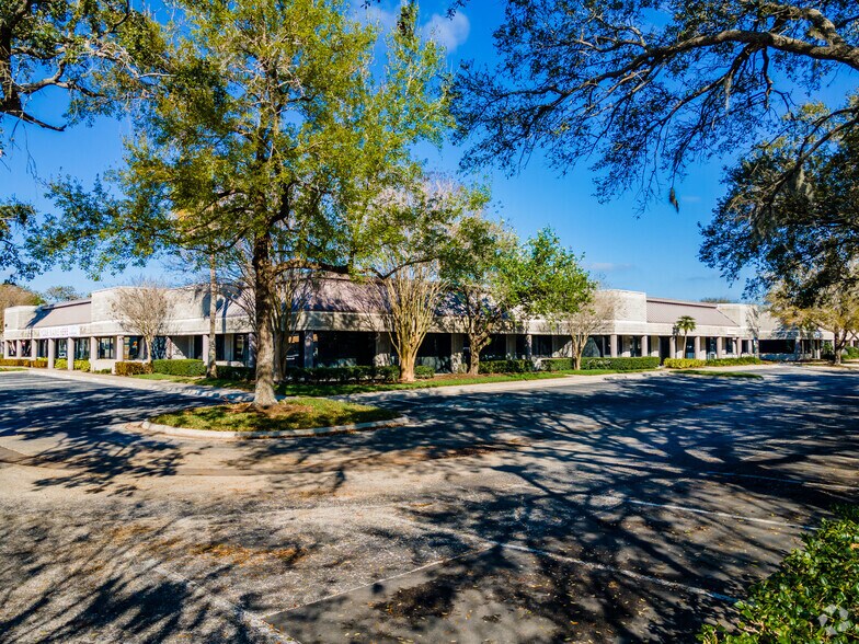 More Photos Of 8507 Benjamin Rd, Tampa Unknown For Lease