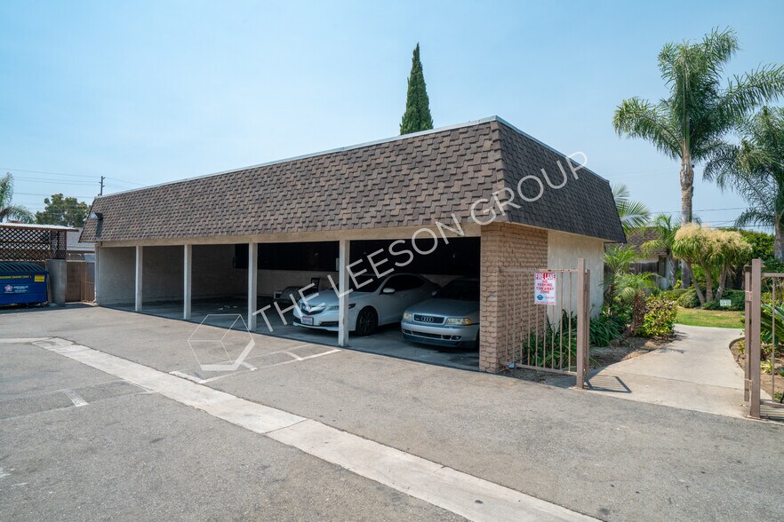 More Photos Of 927 S Webster Ave, Anaheim Apartments For Sale