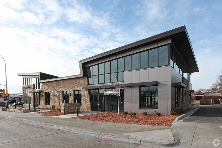 Primary Photo Of 6996 France Ave S, Edina General Retail For Lease