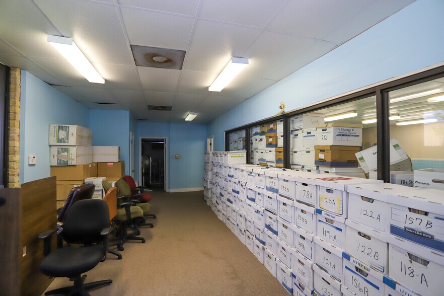 More Photos Of 2011 Texoma Pky, Sherman Office For Lease