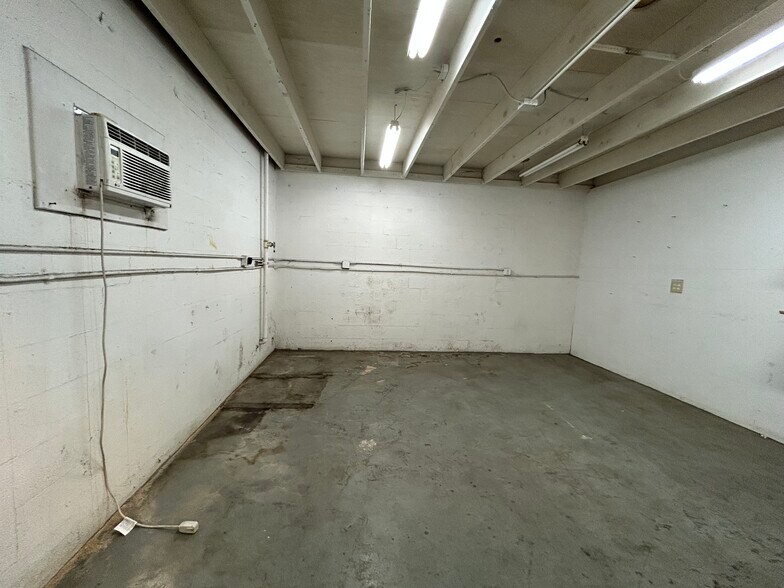 More Photos Of 5410 NW 12th Ave, Fort Lauderdale Warehouse For Sale