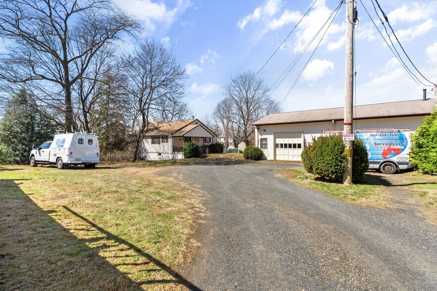 More Photos Of 309 Lynwood Ave, Jenkintown Warehouse For Sale