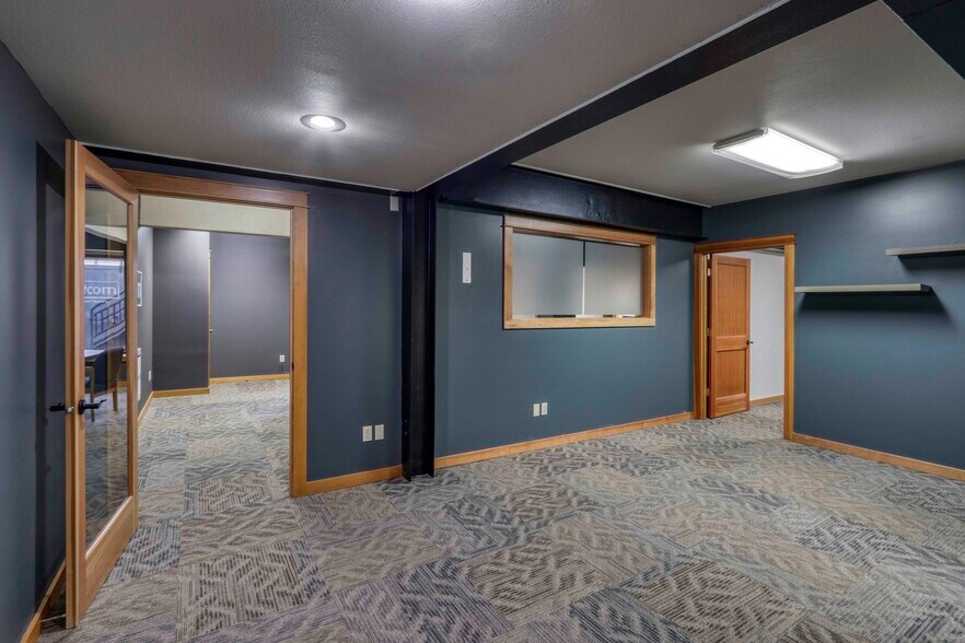 More Photos Of 316 N 2nd Ave, Sandpoint Office For Lease