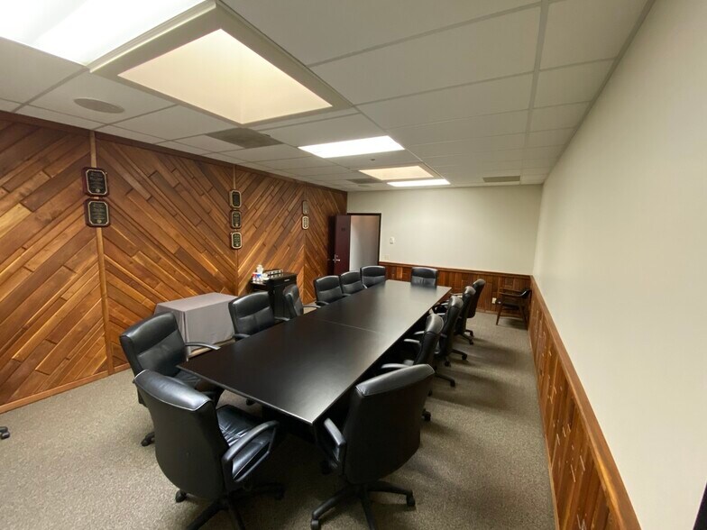 More Photos Of 7700 Industrial Dr, Forest Park Office For Lease