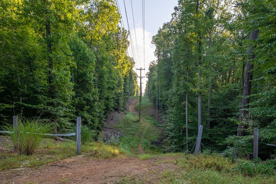 More Photos Of 8751 Birmingham Dr, Manassas Park Land For Sale