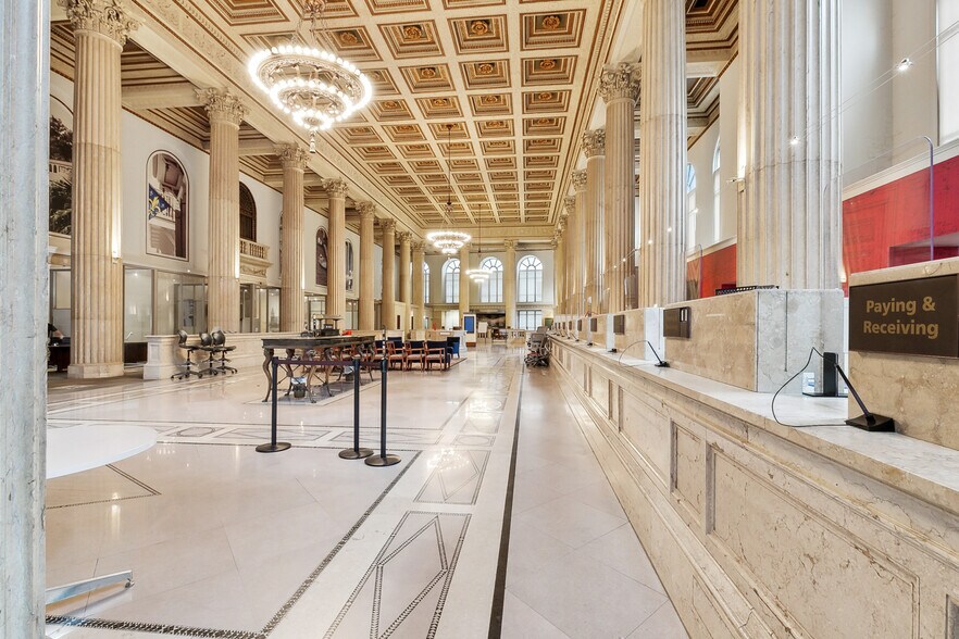 More Photos Of 812 Gravier St, New Orleans Apartments For Lease