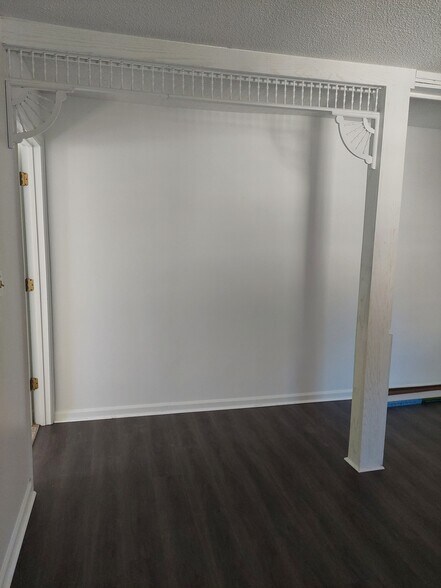More Photos Of 4298 Canton Hwy, Cumming Self Storage For Lease