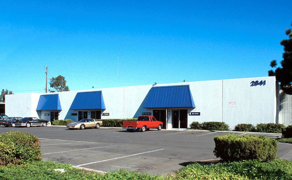 More Photos Of 2841 E White Star Ave, Anaheim Manufacturing For Lease