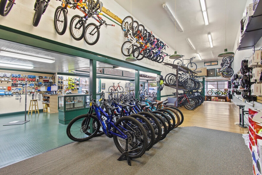 More Photos Of 1429-1433 High St, Alameda Freestanding For Sale