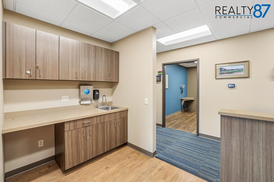 More Photos Of 131 Main St, Shellsburg Office For Sale