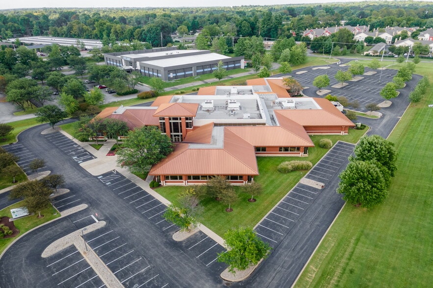 More Photos Of 1601 Ups Dr, Louisville Office For Sale