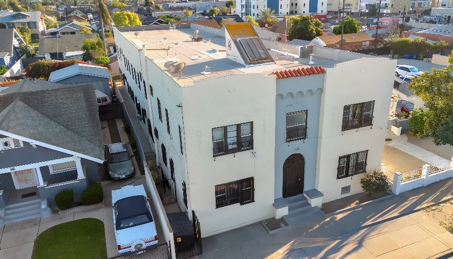 Primary Photo Of 1628 W 45th St, Los Angeles Apartments For Sale
