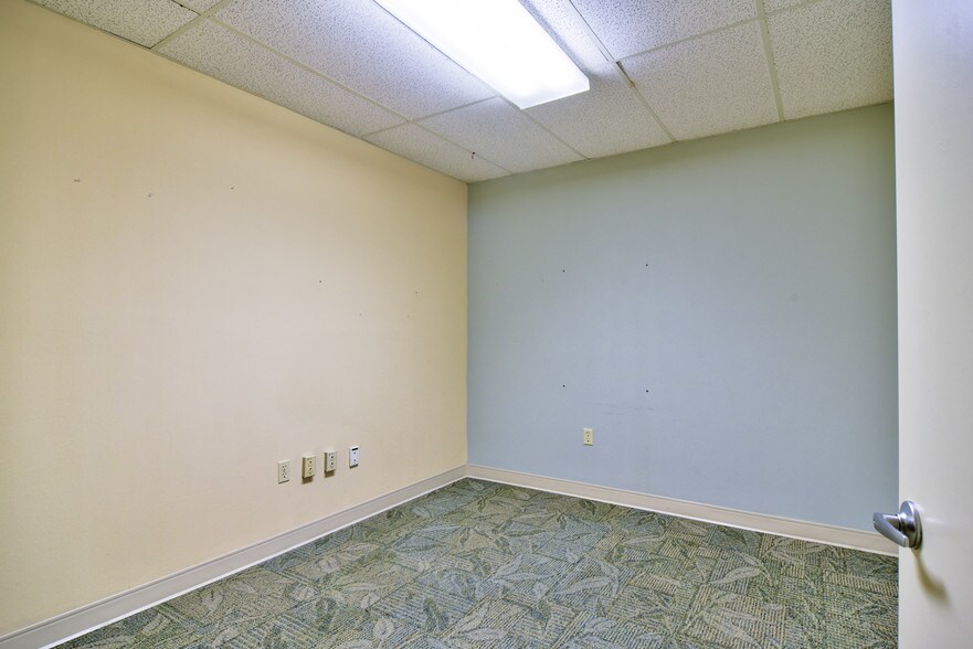 More Photos Of Northside Professional Complex, Saint Petersburg Medical For Lease