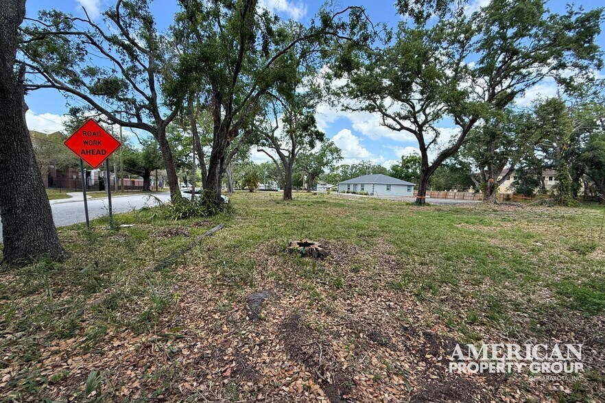 More Photos Of 1702 E Manatee Ave, Bradenton Land For Sale