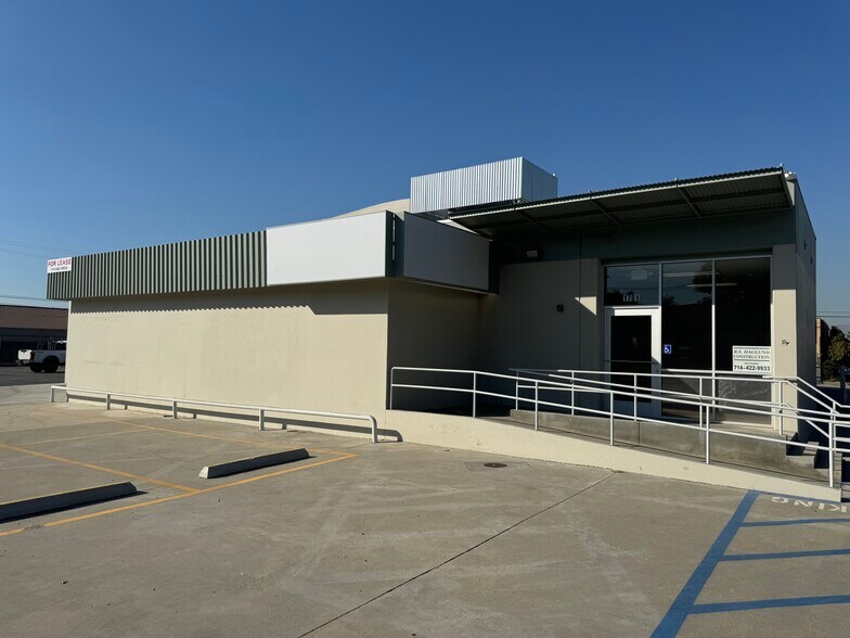 More Photos Of 1781 3rd St, Riverside Warehouse For Lease