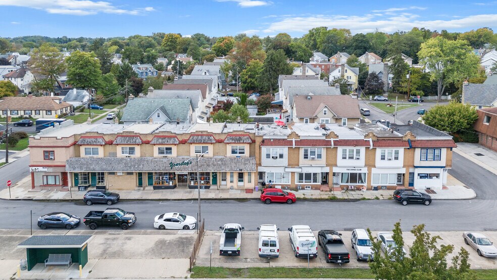 More Photos Of 694 Pont Reading Rd, Ardmore Storefront Retail Residential For Sale