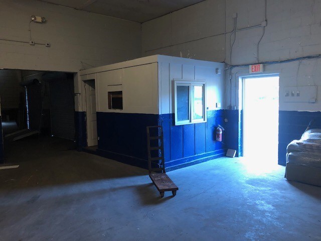 More Photos Of 19 Miller Rd, Howell Refrigeration Cold Storage For Sale