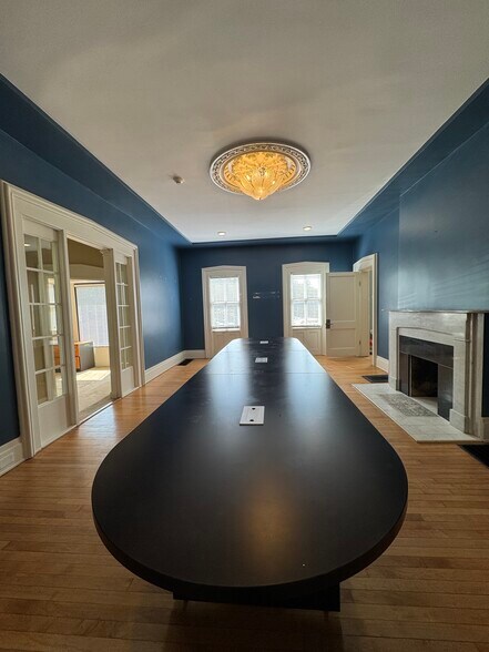 More Photos Of 33 Public Sq, Brecksville Office For Lease