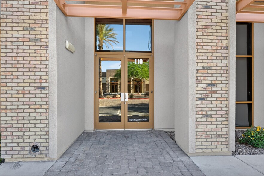 More Photos Of 6123 S Rainbow Blvd, Las Vegas Office For Lease