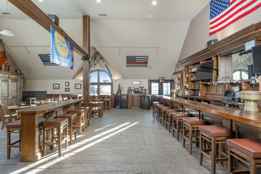 More Photos Of 6254 Main St, Tannersville Restaurant For Sale