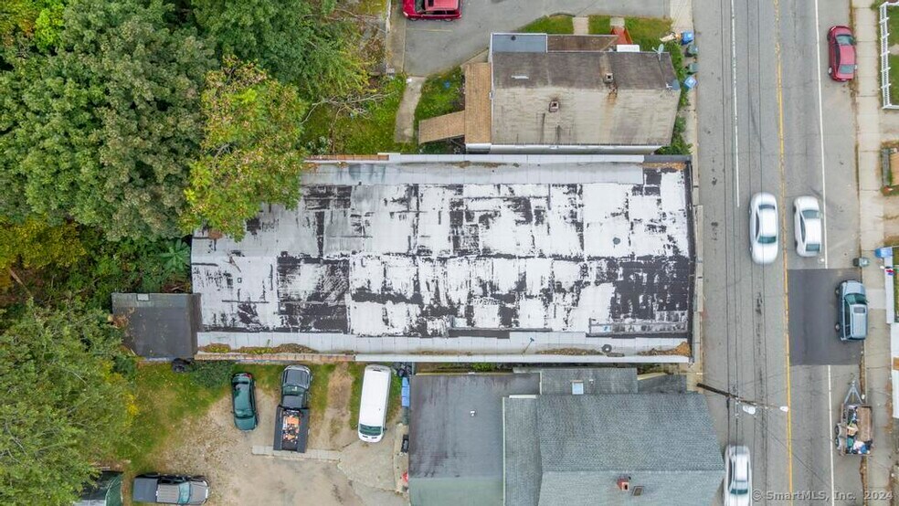 More Photos Of 485 E Main St, Norwich Storefront For Sale