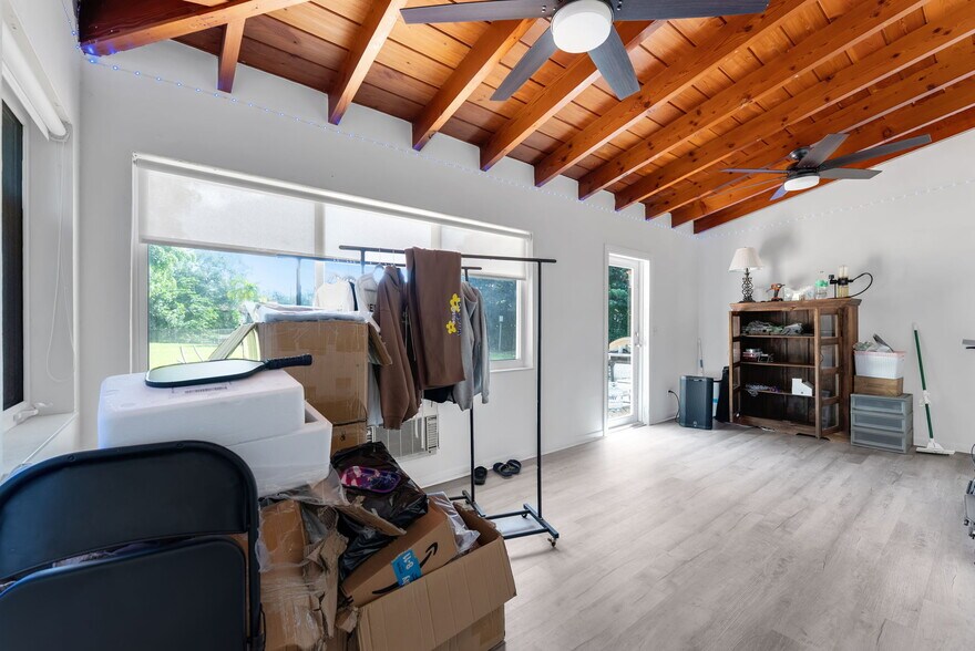 More Photos Of 4801 University Dr, Coral Gables Apartments For Sale