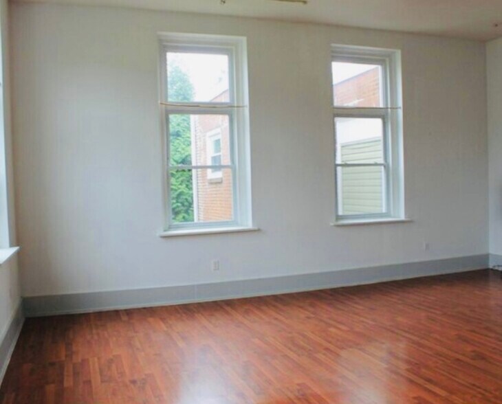 More Photos Of 6136 Magnolia Ave, Pennsauken Apartments For Sale
