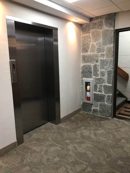 More Photos Of 315 Walt Whitman Rd, Huntington Station Office For Lease
