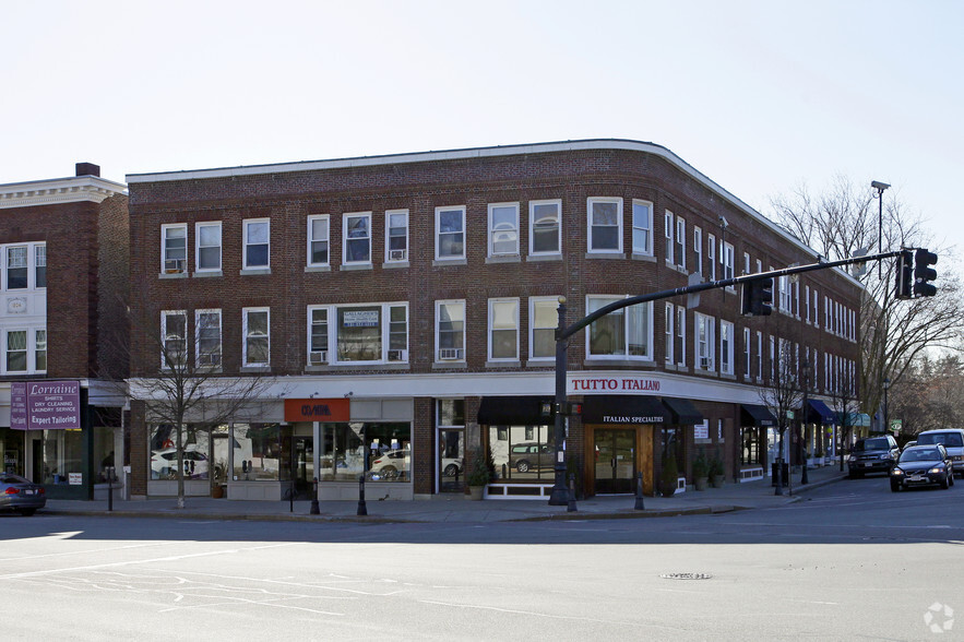 Primary Photo Of 564-568 Washington St, Wellesley Storefront Retail Office For Lease