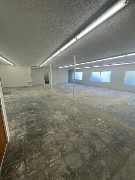 More Photos Of 706 1st St, Cheney Storefront Retail Office For Lease