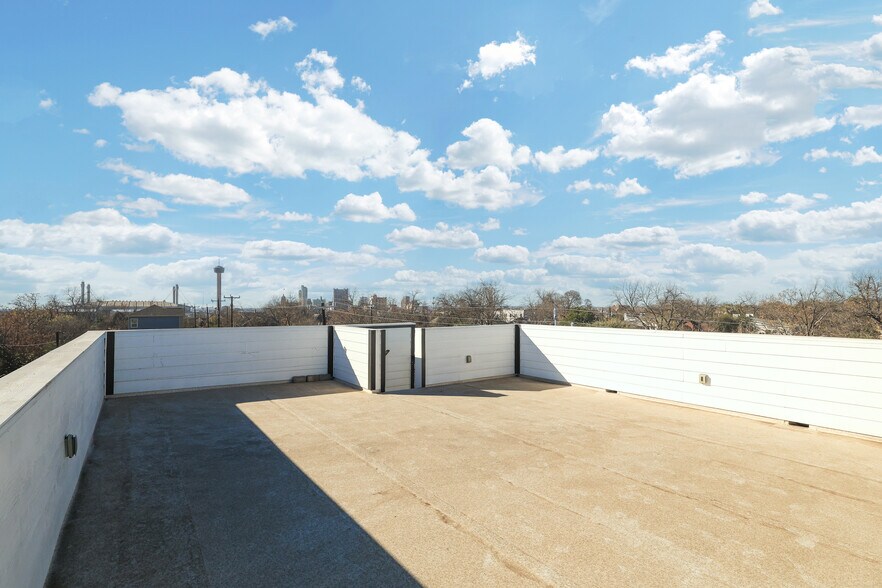 More Photos Of 1512 Wyoming St, San Antonio Apartments For Sale