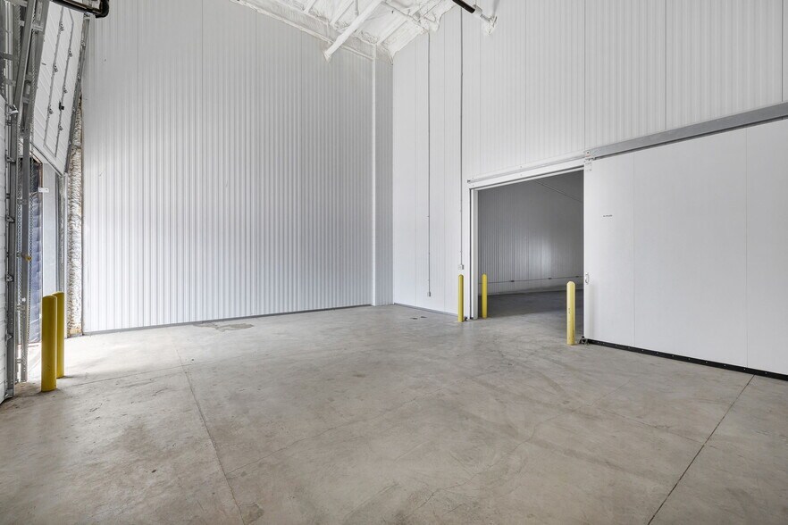 More Photos Of 9342 SE Loop 410, San Antonio Refrigeration Cold Storage For Lease
