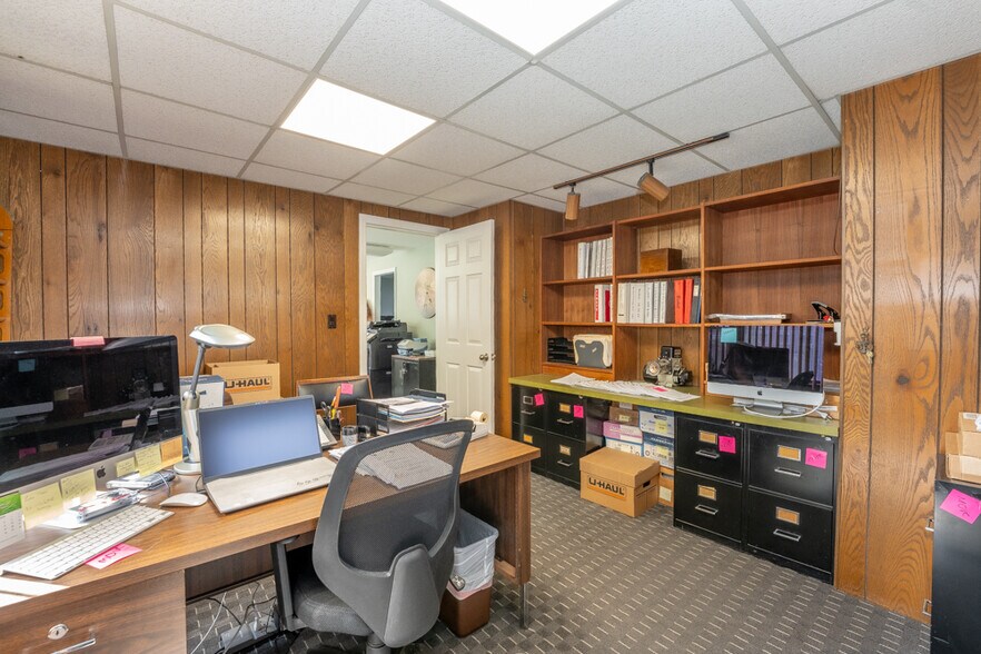 More Photos Of 2429 Vauxhall Rd, Union Township Office Residential For Sale