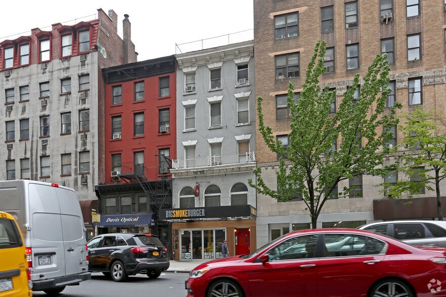 More Photos Of 70 Seventh Ave, New York Apartments For Lease