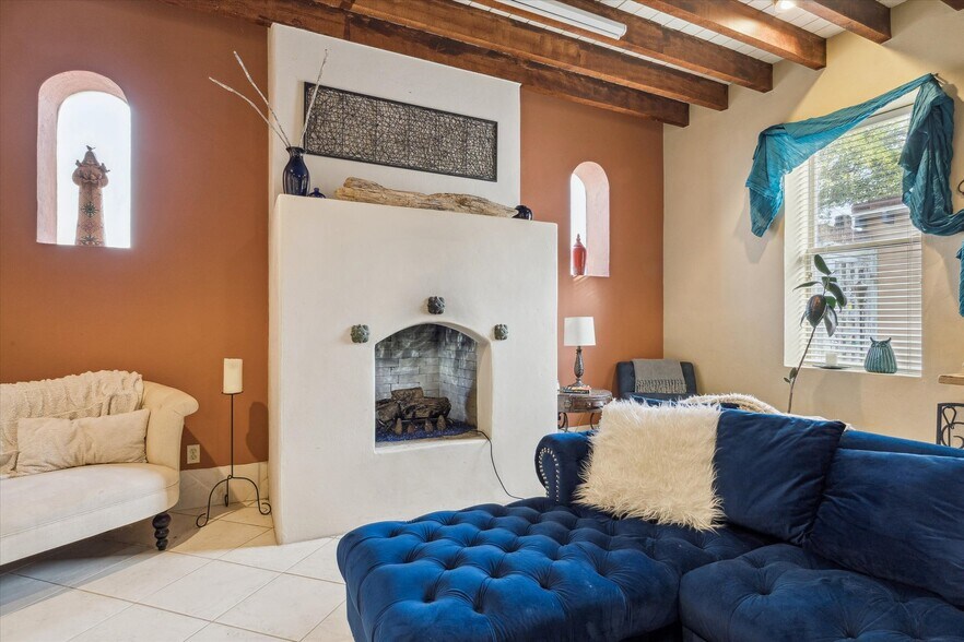 More Photos Of 614 Pine Gully Rd, Seabrook Apartments For Sale