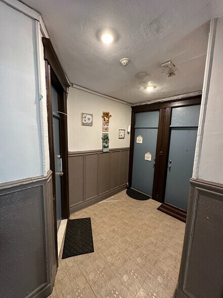 More Photos Of 672 Grand St, Jersey City Apartments For Sale