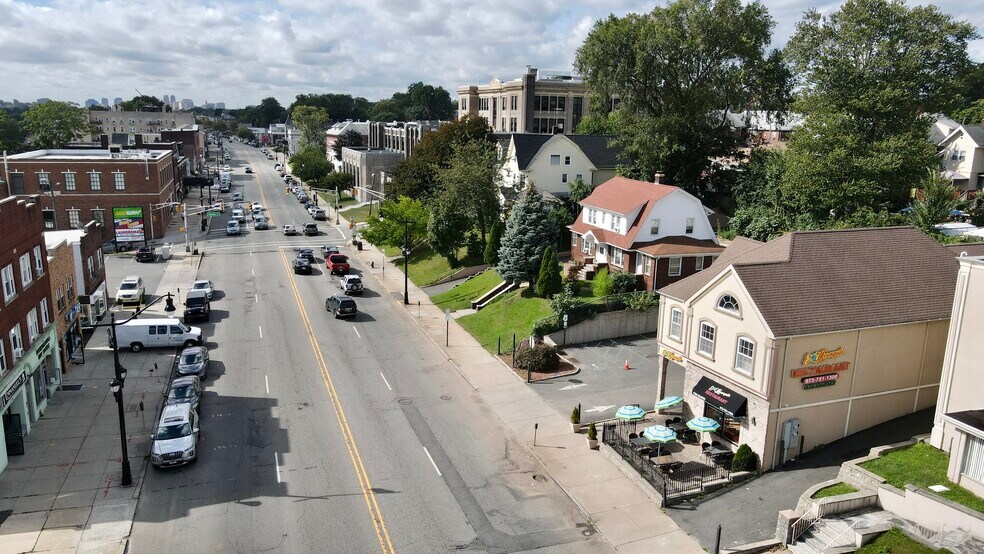 More Photos Of 313 Washington Ave, Belleville Storefront Retail Office For Sale