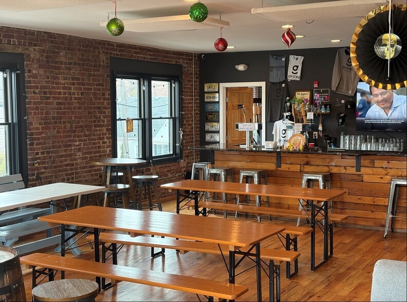 More Photos Of 32 Church St, Keansburg Storefront Retail Office For Sale