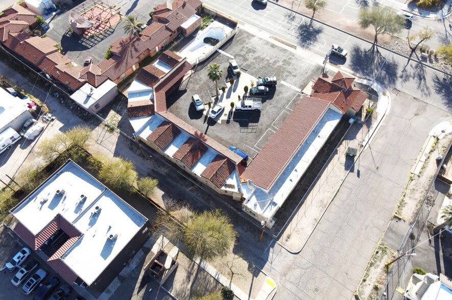 More Photos Of 1650 N Oracle Rd, Tucson Hotel For Sale