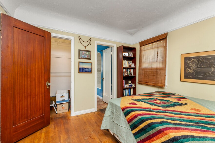 More Photos Of 1117 Mira Mar Ave, Long Beach Apartments For Sale