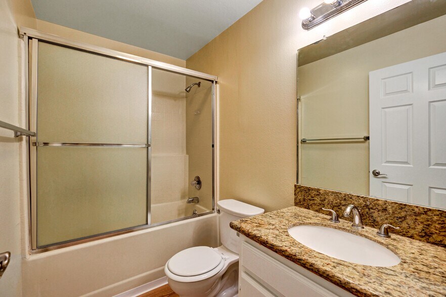 More Photos Of 515 E Elmwood Ave, Burbank Apartments For Sale