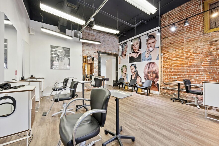 More Photos Of 3390 W 32nd Ave, Denver Storefront For Lease