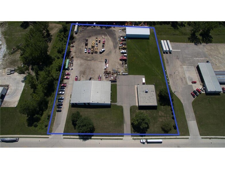 More Photos Of 2400 Myers Rd, Albert Lea Warehouse For Sale