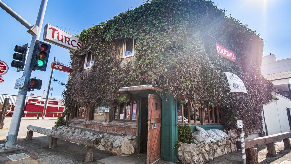 More Photos Of 16321 Pacific Coast Hwy, Sunset Beach Bar For Sale